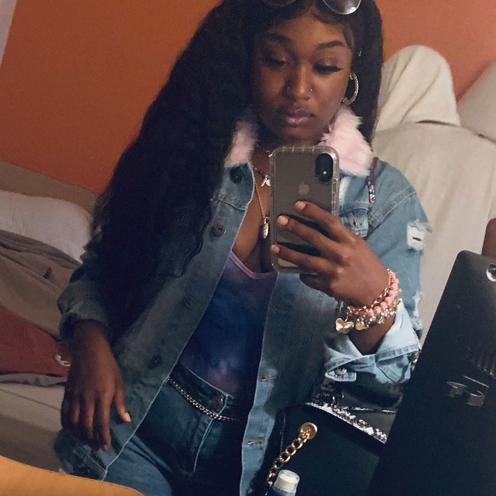 Meet your Posher, Makeyah